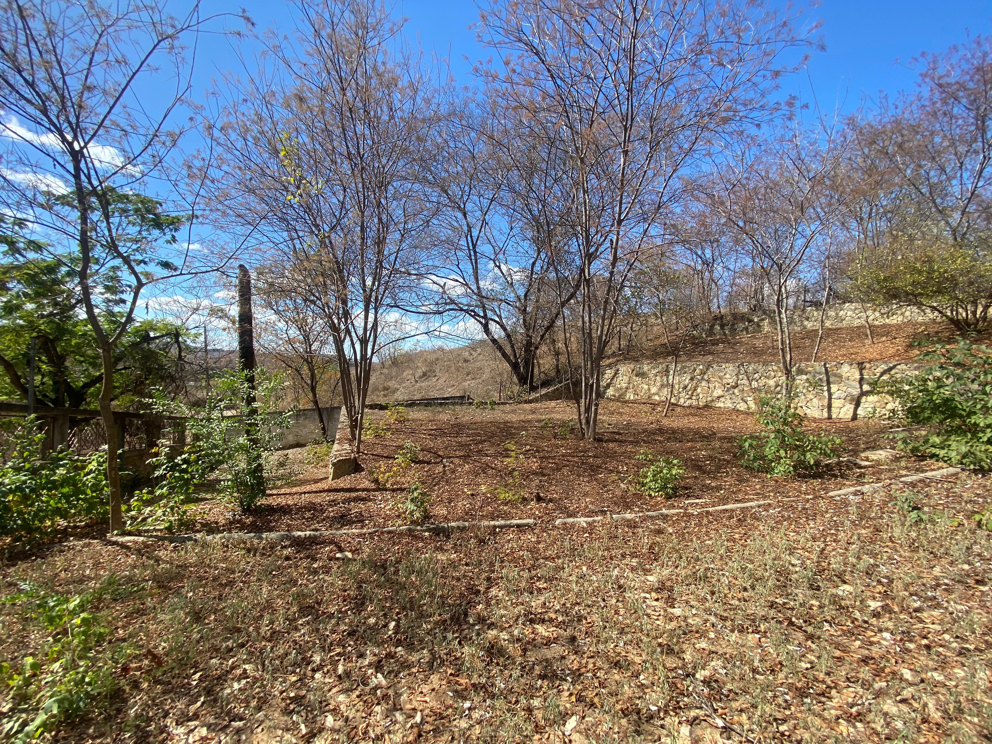 Chácara Condomínio Braúnas em Governador Valadares