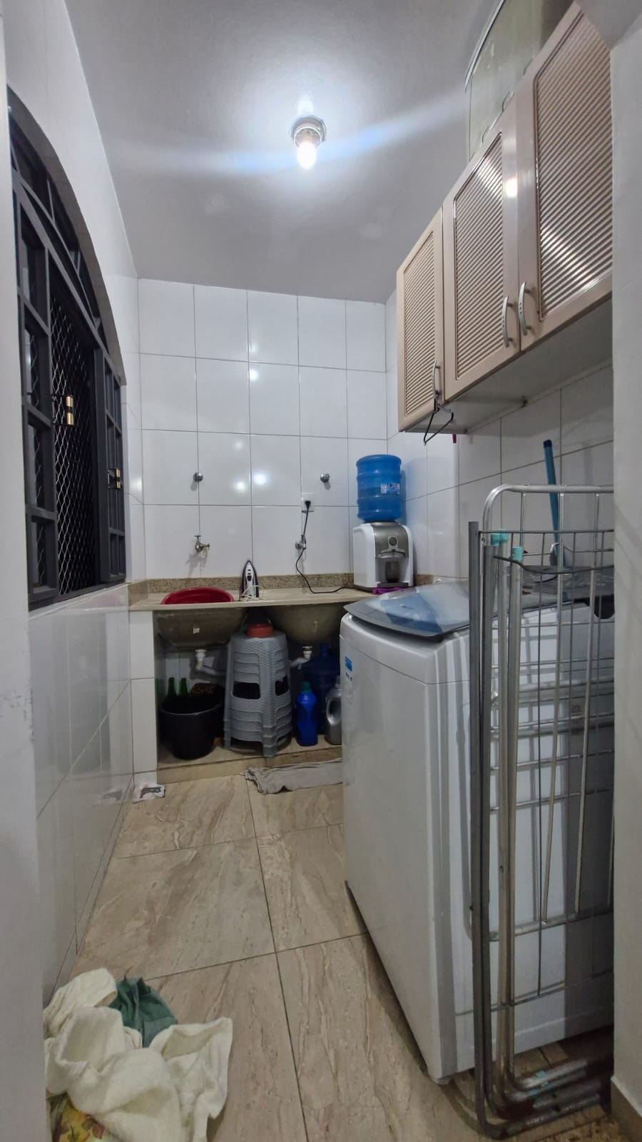 Prédio com com 02 Apartamentos Vila Bretas