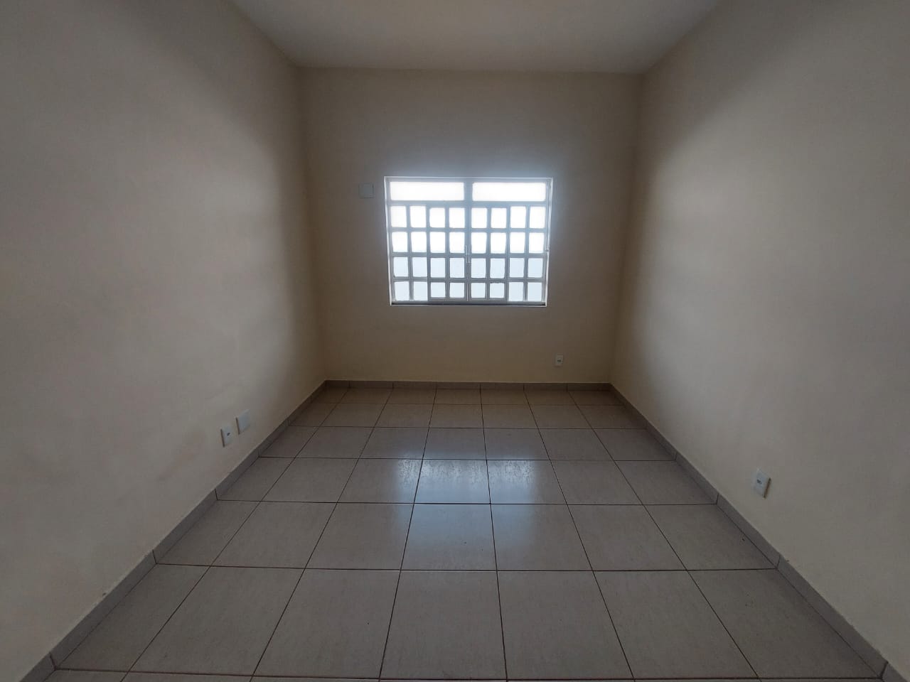 CASA PARA LOCAÇÃO BAIRRO ESPLANADINHA