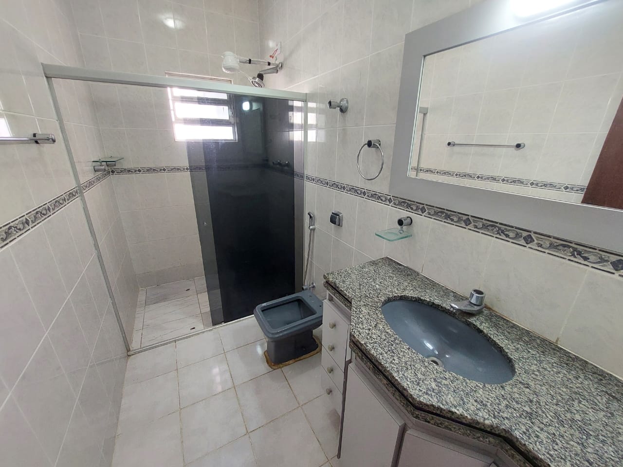 CASA PARA LOCAÇÃO BAIRRO ESPLANADINHA