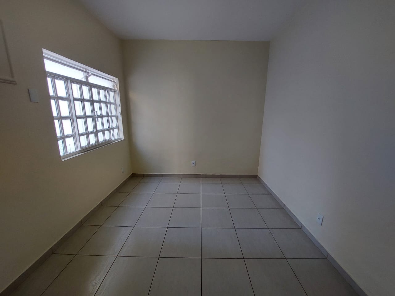 CASA PARA LOCAÇÃO BAIRRO ESPLANADINHA