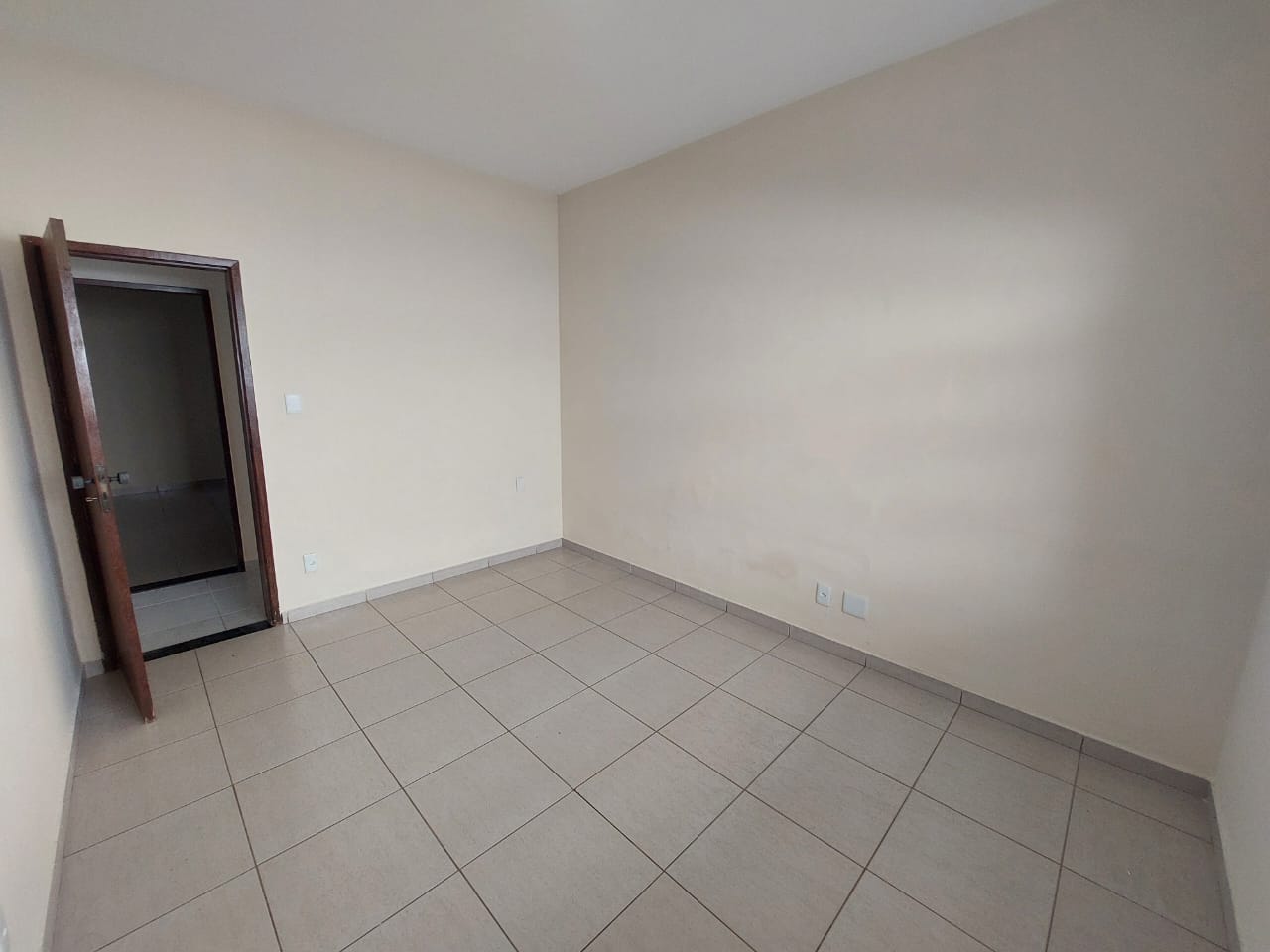 CASA PARA LOCAÇÃO BAIRRO ESPLANADINHA