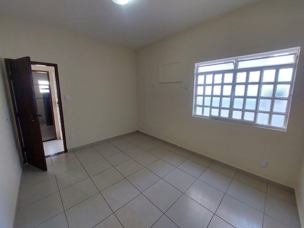 CASA PARA LOCAÇÃO BAIRRO ESPLANADINHA