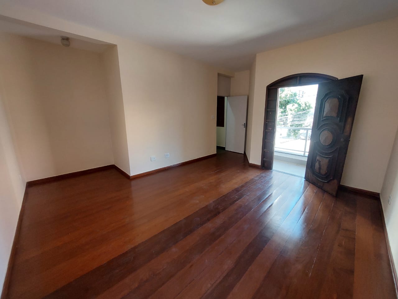 CASA PARA LOCAÇÃO BAIRRO ESPLANADINHA