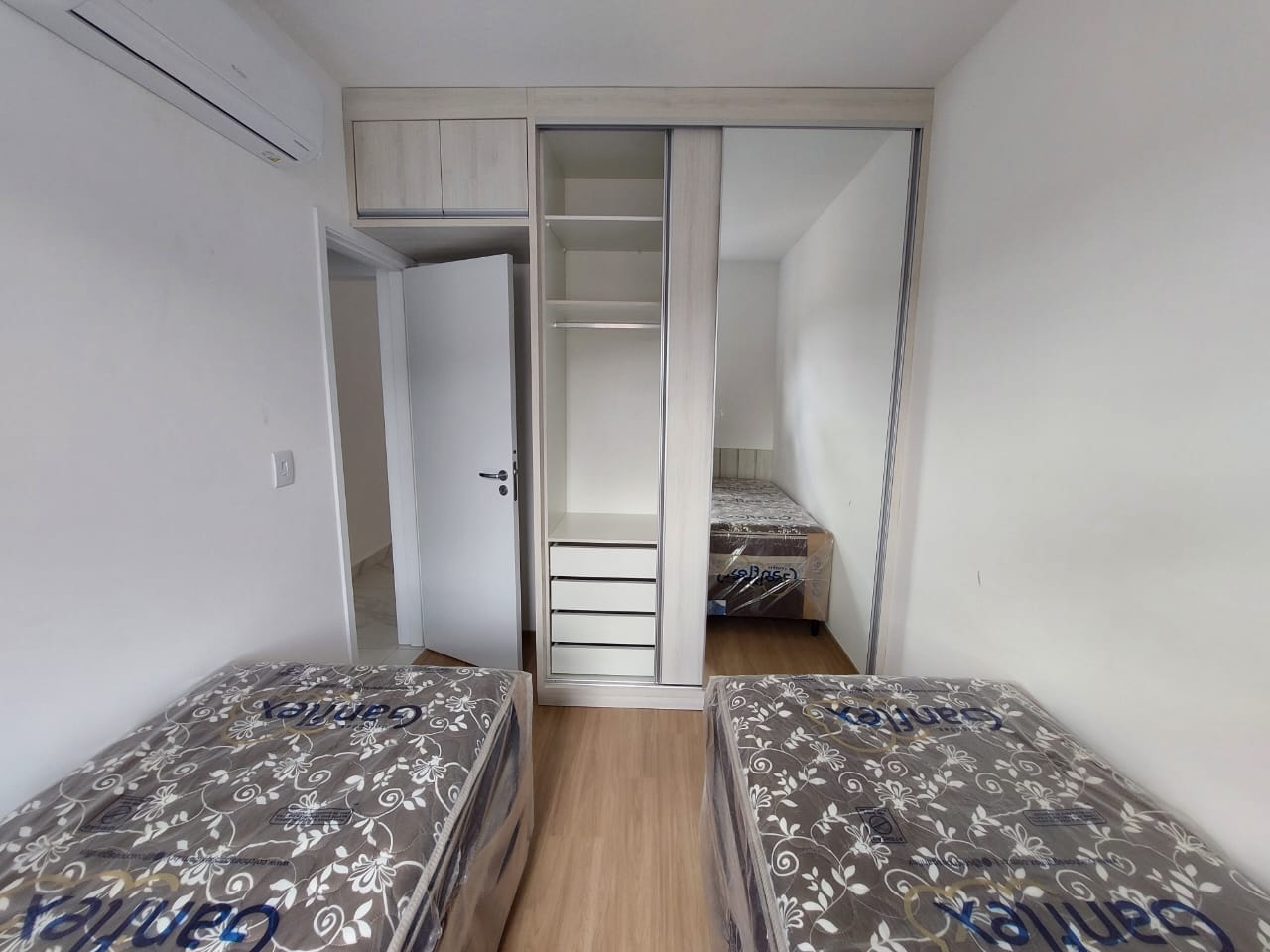 APARTAMENTO NOVINHO 1° LOCAÇÃO