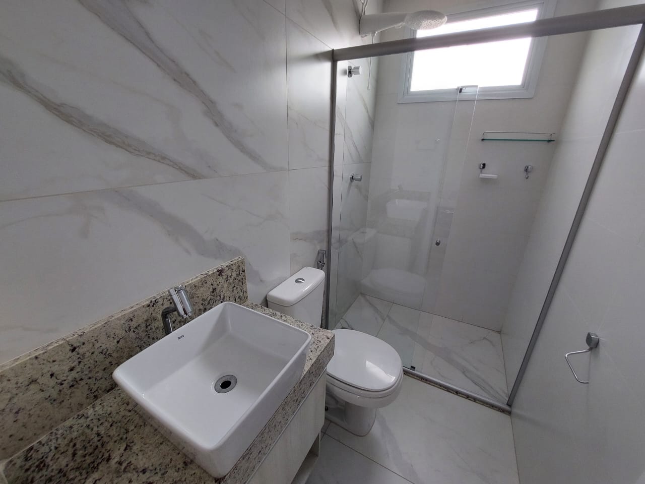 APARTAMENTO NOVINHO 1° LOCAÇÃO