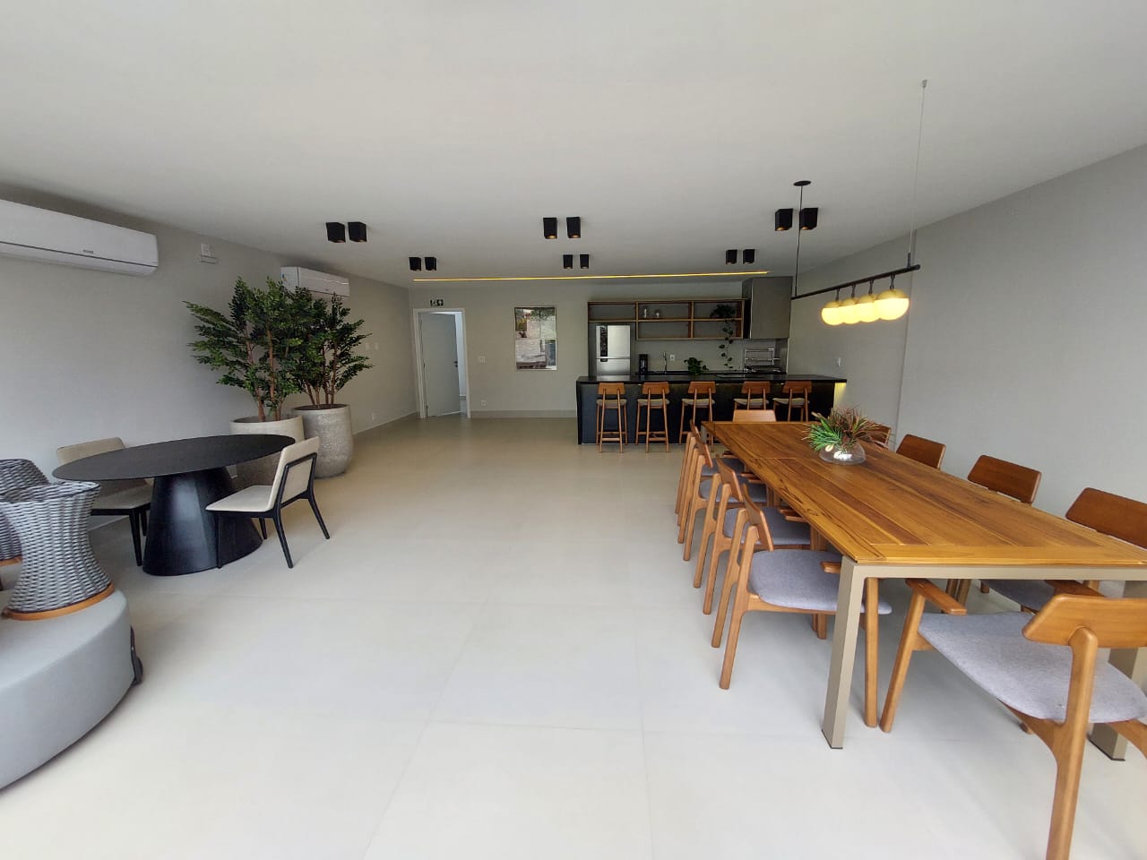 APARTAMENTO NOVINHO 1° LOCAÇÃO