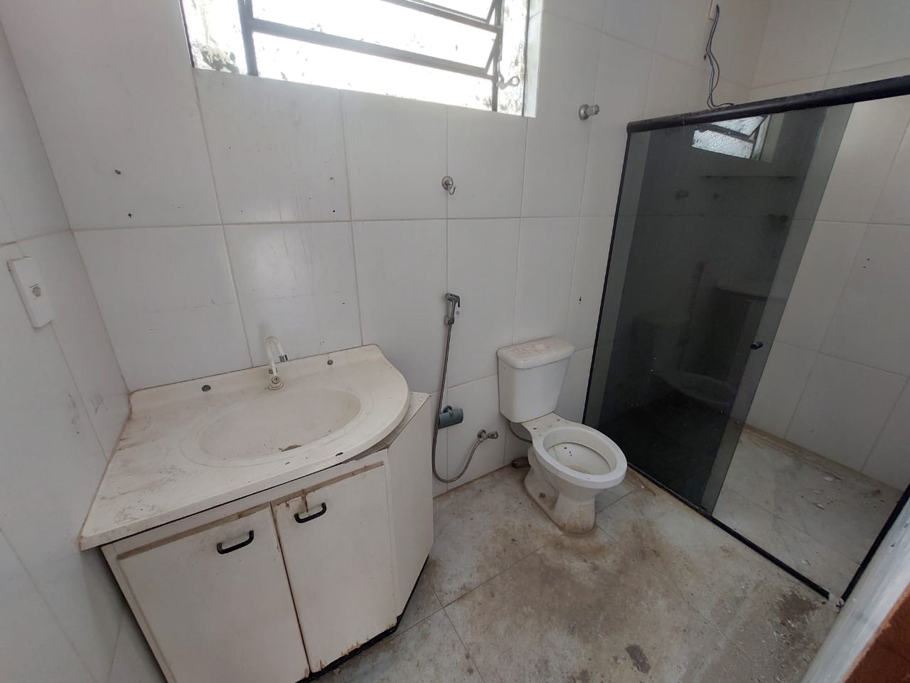 LOJA COMERCIAL COM ÓTIMA LOCALIZAÇÃO