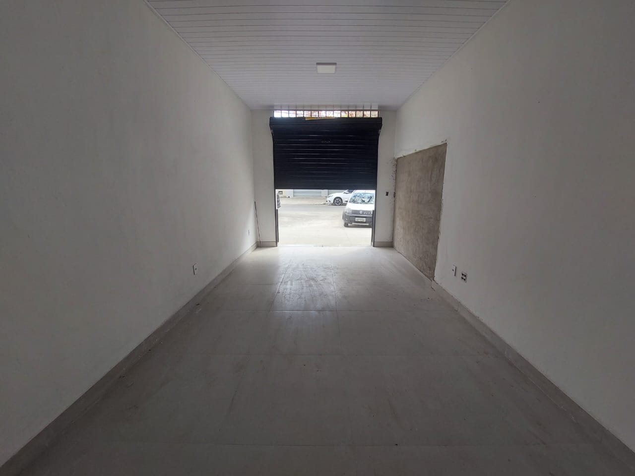 LOJA COMERCIAL COM ÓTIMA LOCALIZAÇÃO