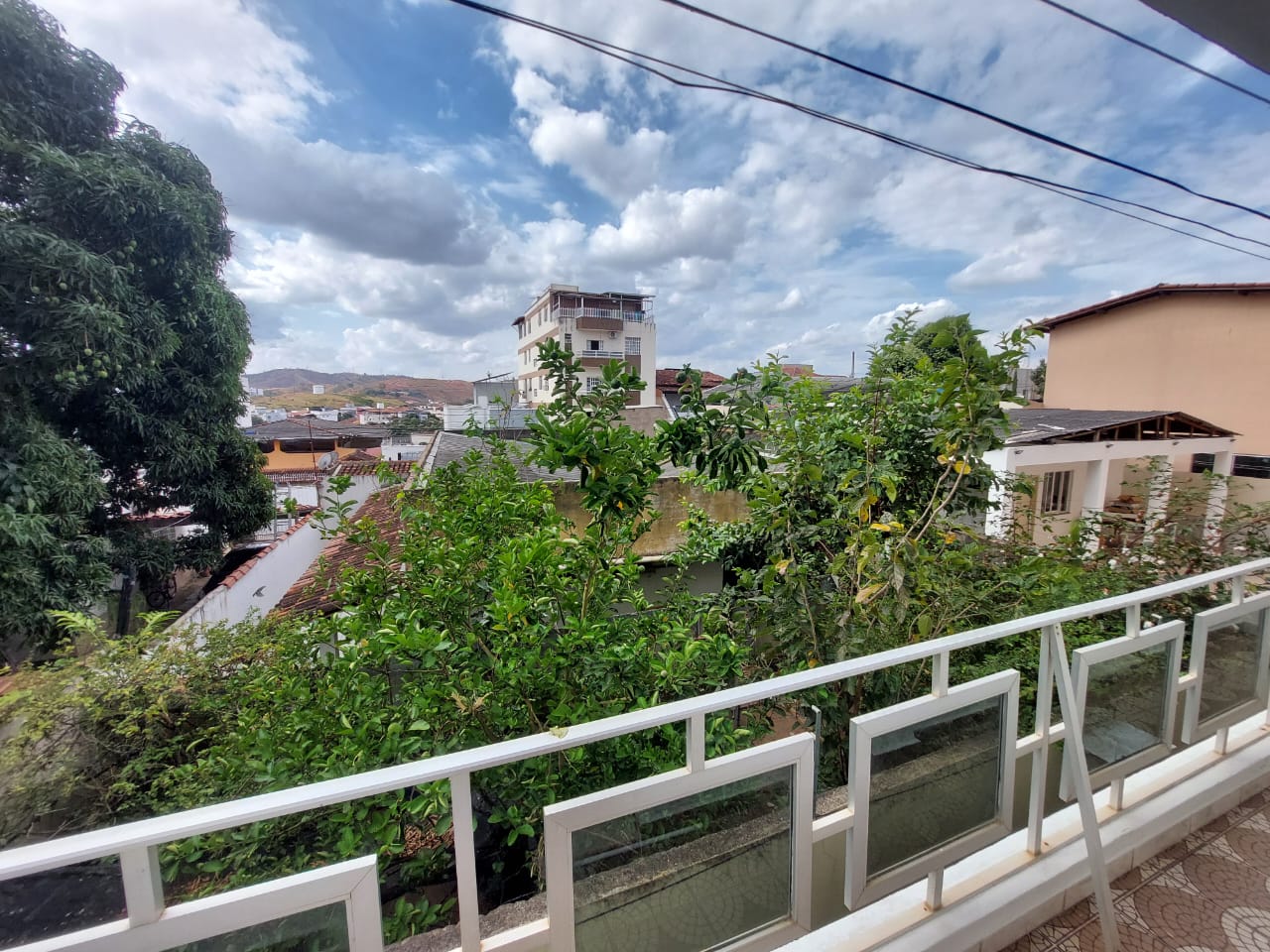 APARTAMENTO PARA LOCAÇÃO NO 1° ANDAR