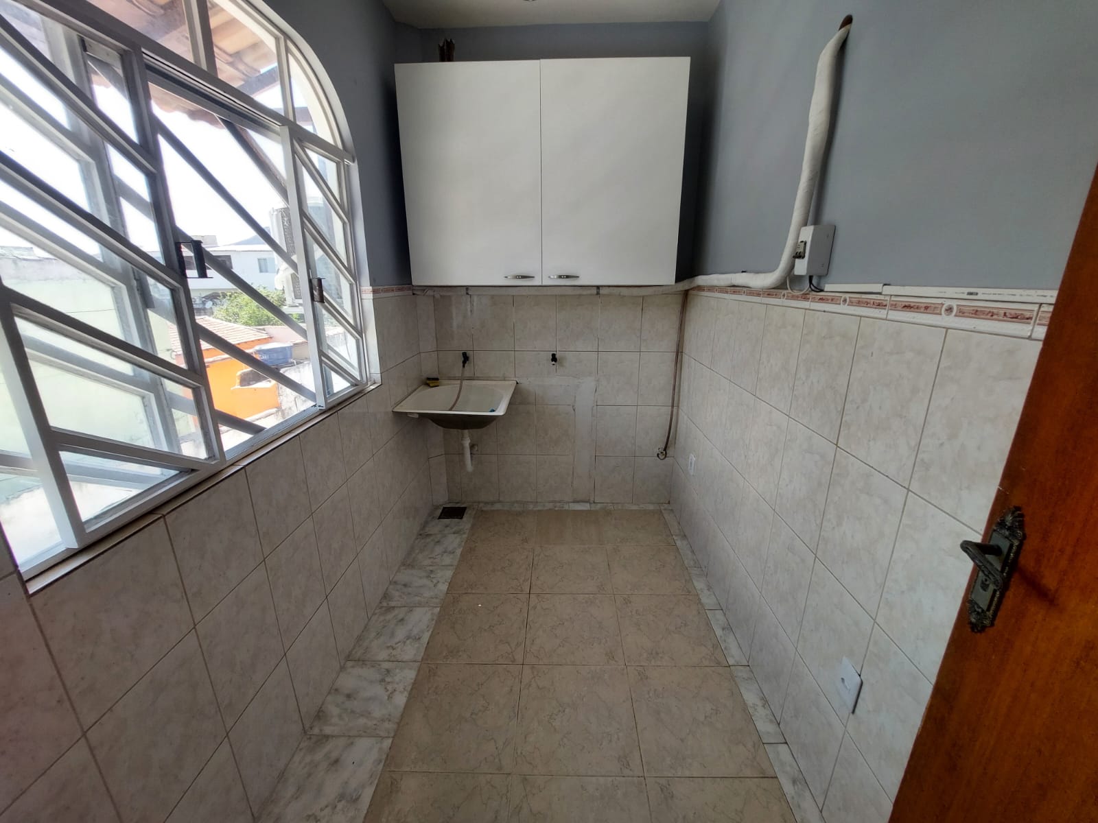 APARTAMENTO PARA LOCAÇÃO EM OTIMA LOCALIZAÇÃO 