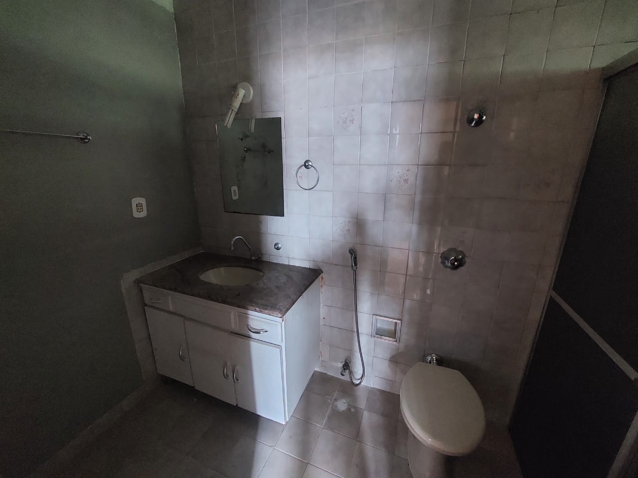 APARTAMENTO 1° ANDAR OTIMA LOCALIZAÇÃO - VILA BRETAS