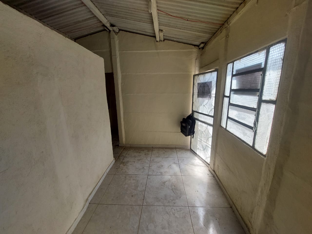 BARRACÃO NO BAIRRO SANTA TEREZINHA