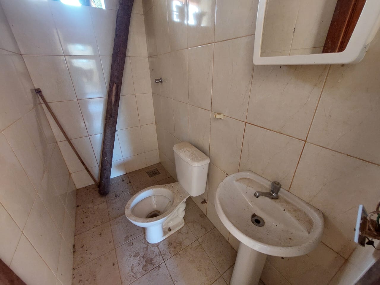 CASA PARA LOCAÇÃO  JKIII