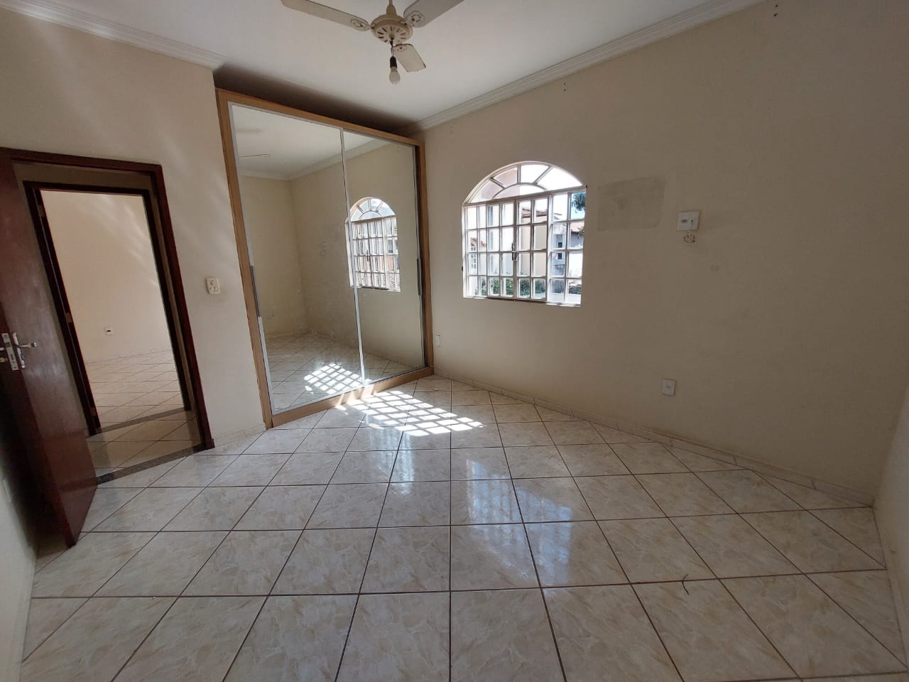 CASA PARA LOCAÇÃO  JKIII