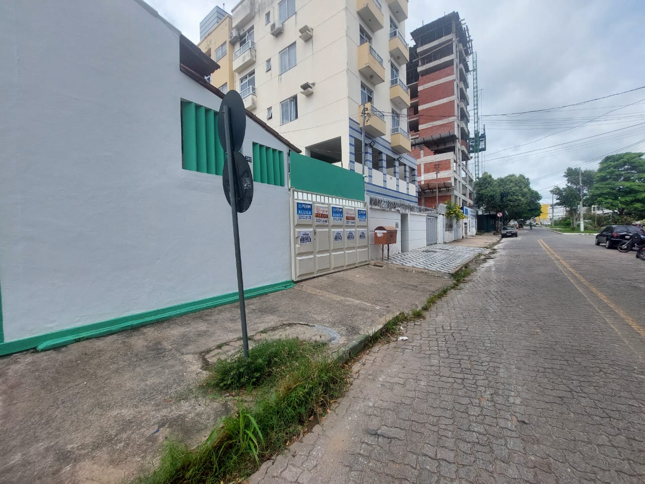 CASA COMERCIAL PERTO DO SHOPPING, ACAMPAMENTO DA VALE