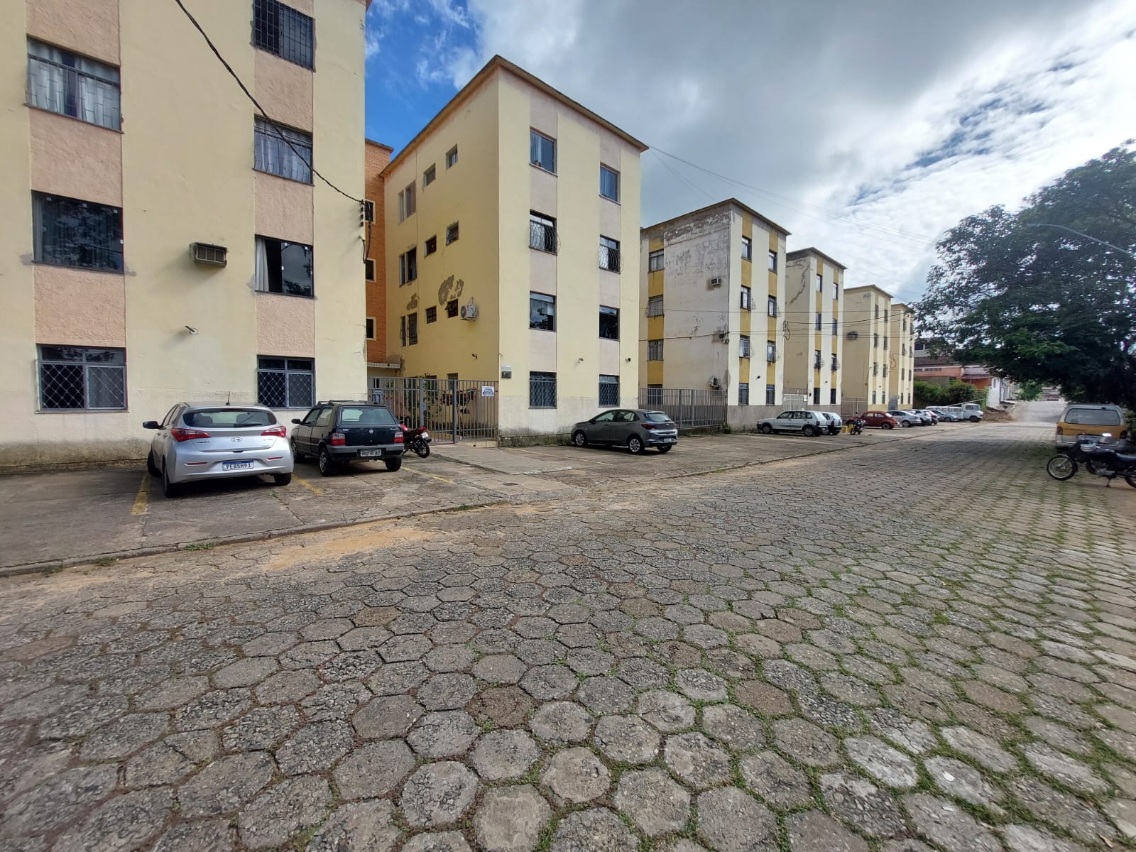 APARTAMENTO 3 ANDAR  BAIRRO ESPERANÇA