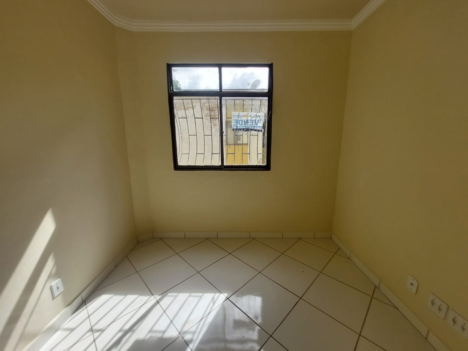 APARTAMENTO 3 ANDAR  BAIRRO ESPERANÇA