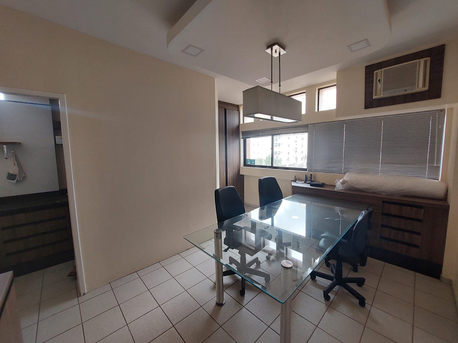 SALA COMERCIAL TODA MOBILIADA CENTRO DE GV OPORTUNIDADE!!!