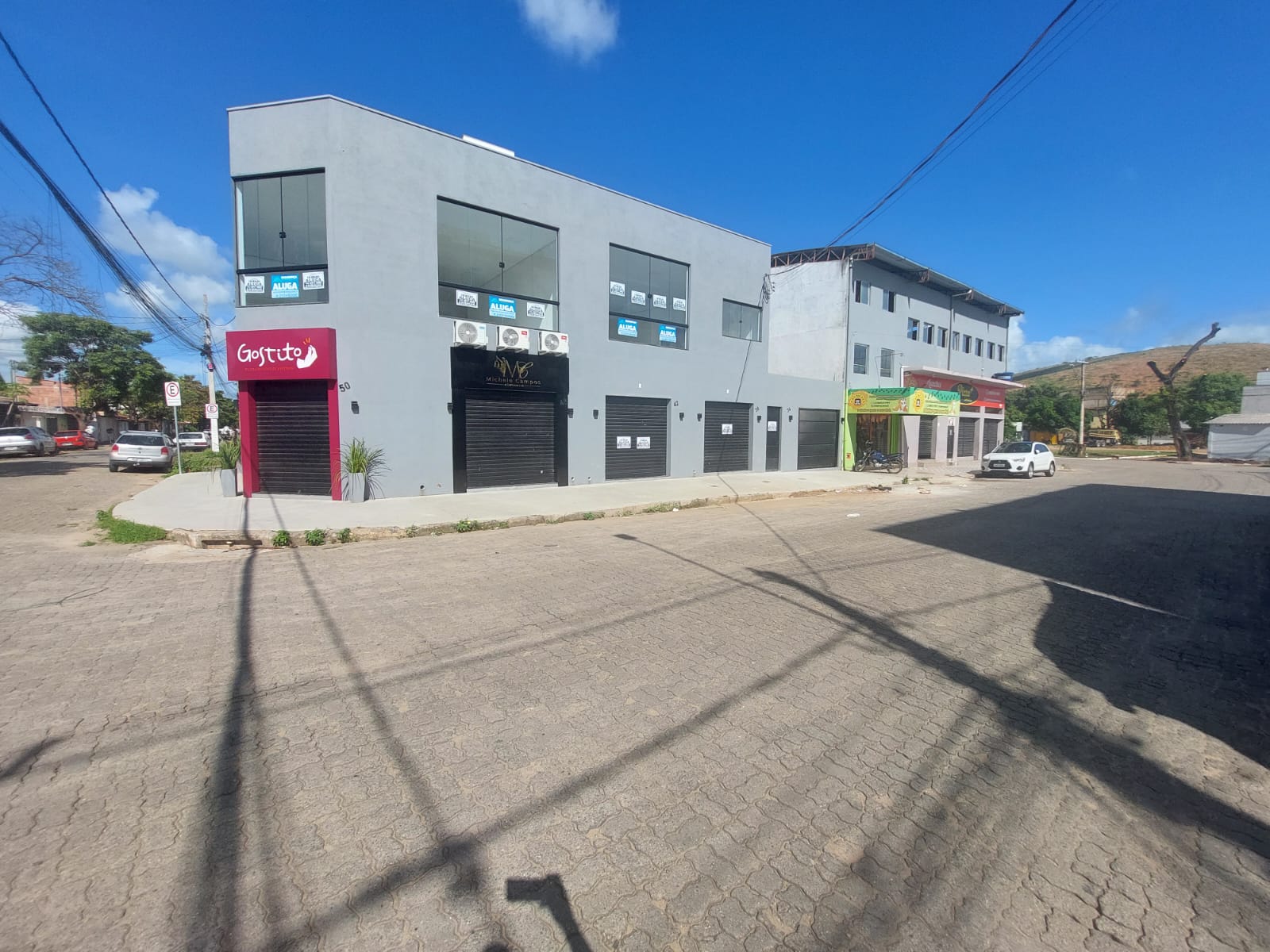 PONTO COMERCIAL BAIRRO TIRADENTES