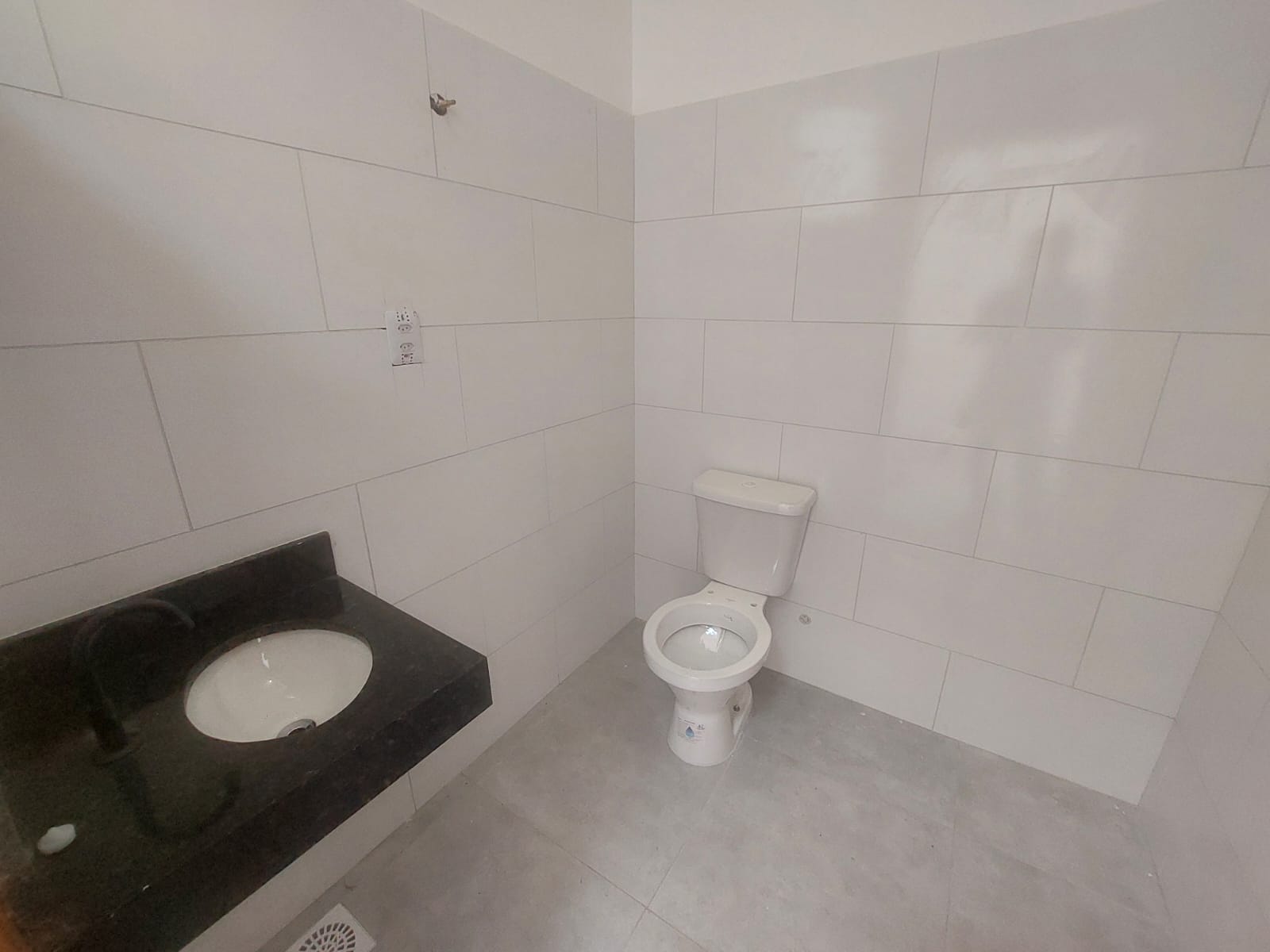 PONTO COMERCIAL BAIRRO TIRADENTES