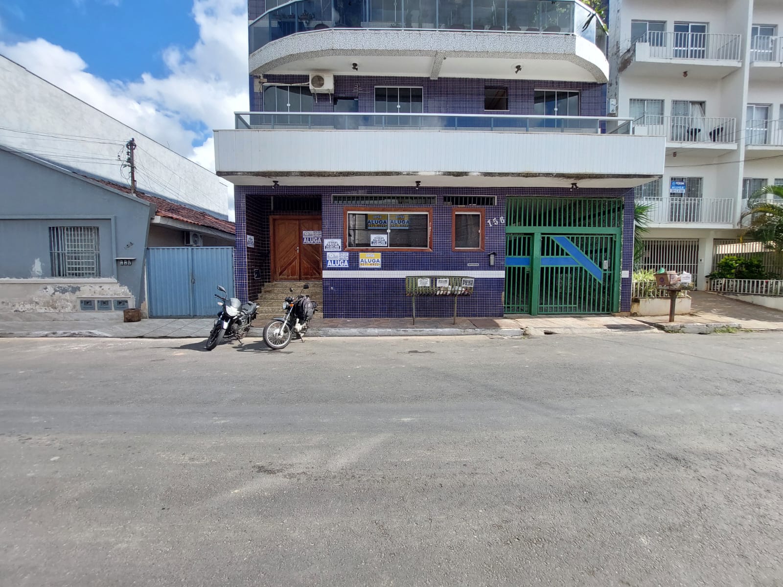 PONTO COMERCIAL  NA ILHA DOS ARAUJOS
