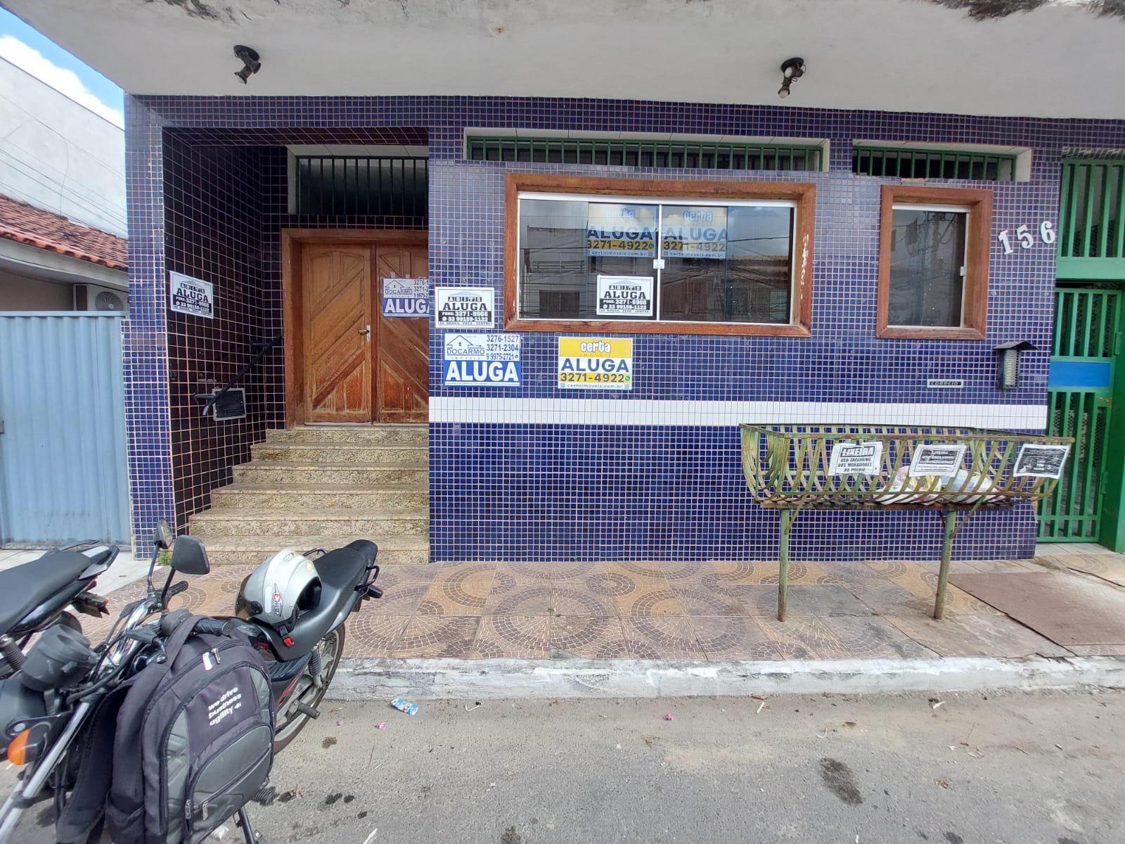 PONTO COMERCIAL  NA ILHA DOS ARAUJOS
