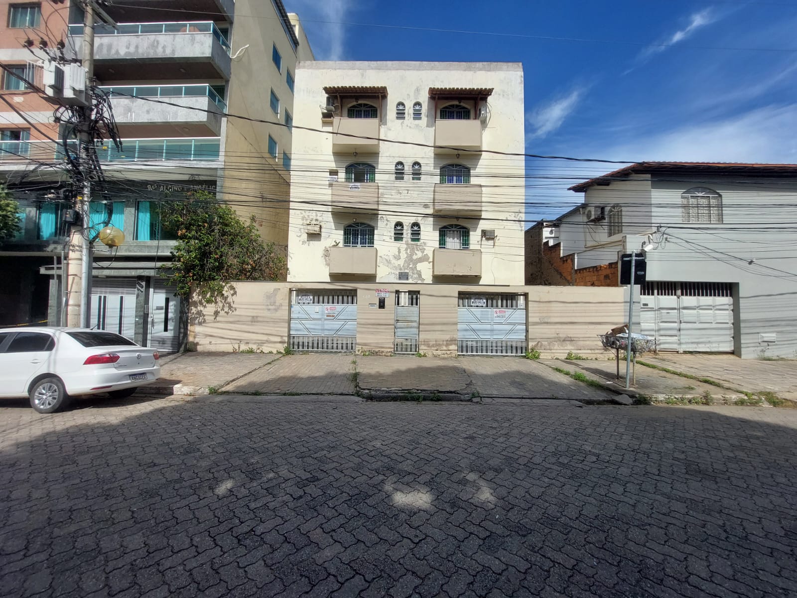 APARTAMENTO PARA LOCAÇÃO NO VILA VRETAS ENFRENTE AO SPETTUS