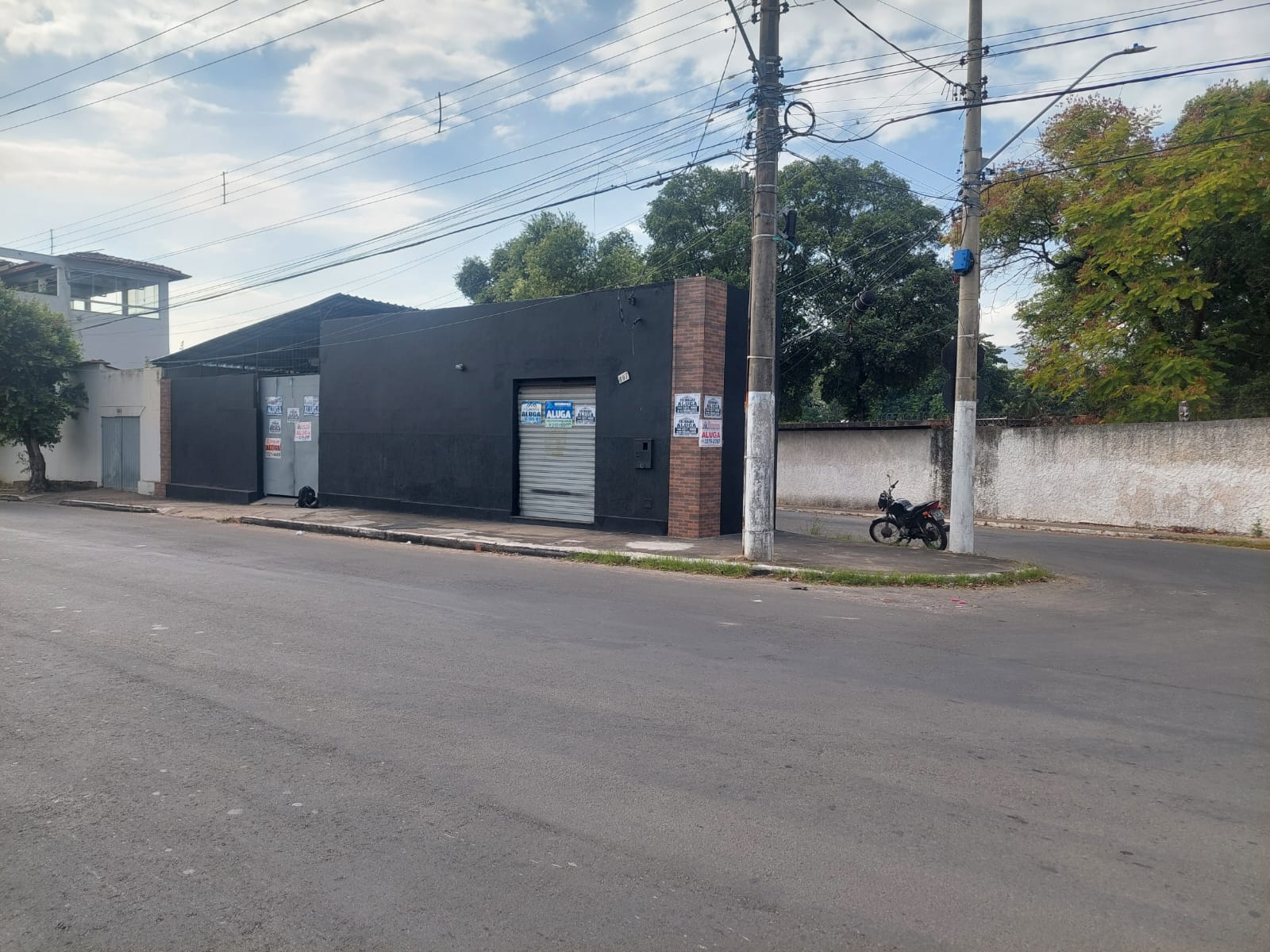 PONTO COMERCIAL COM OTIMA LOCALIZAÇÃO E POSIÇÃO ESTRATEGICA