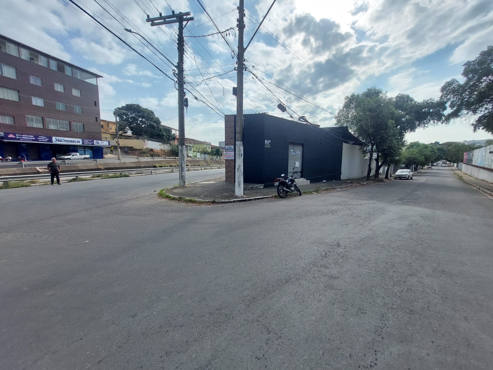 PONTO COMERCIAL COM OTIMA LOCALIZAÇÃO E POSIÇÃO ESTRATEGICA
