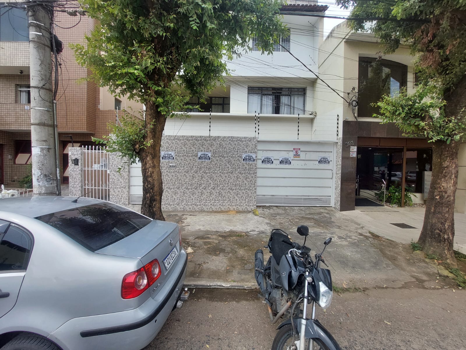 CASA PARA LOCAÇÃO ÁREA COMERCIAL NO CENTRO DE GOVERNADOR VALADARES