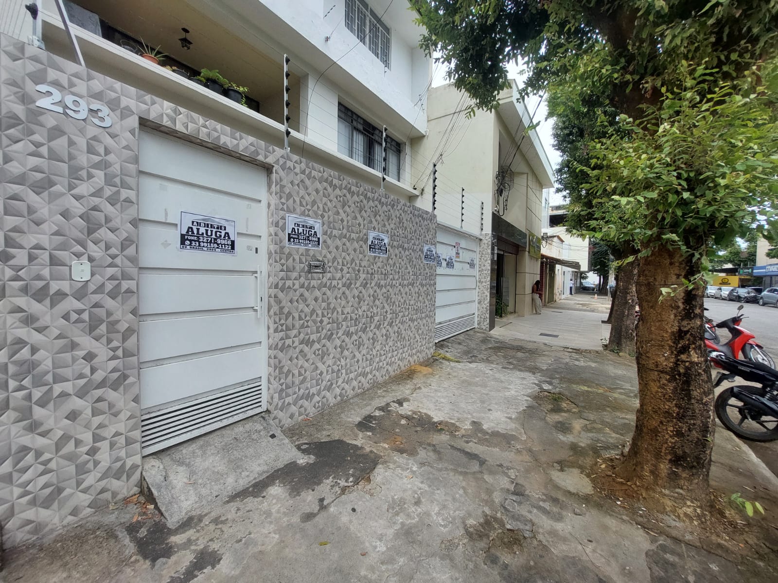 CASA PARA LOCAÇÃO ÁREA COMERCIAL NO CENTRO DE GOVERNADOR VALADARES