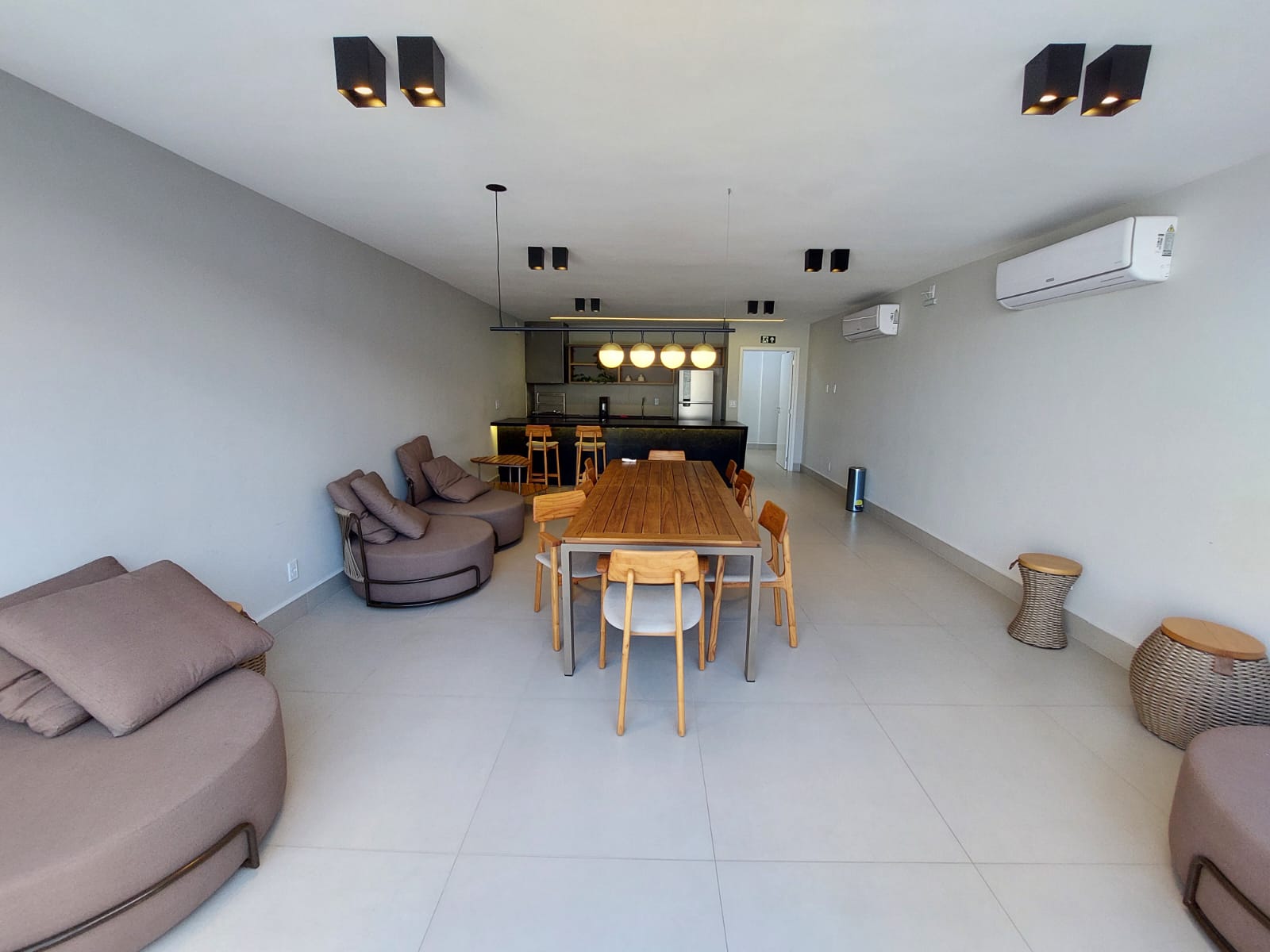 APARTAMENTO PARA LOCAÇÃO - LAVISTA OPORTUNIDADE 1° LOCAÇÃO
