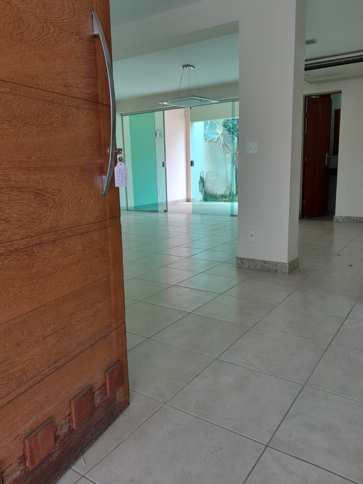 CASA A VENDA NA ILHA DOS ARAÚJOS