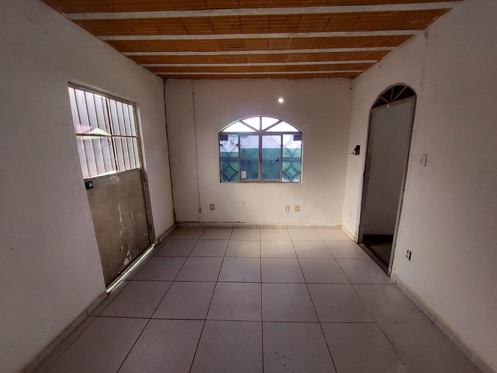 GALPÃO COMERCIAL NO BAIRRO DE LOURDES