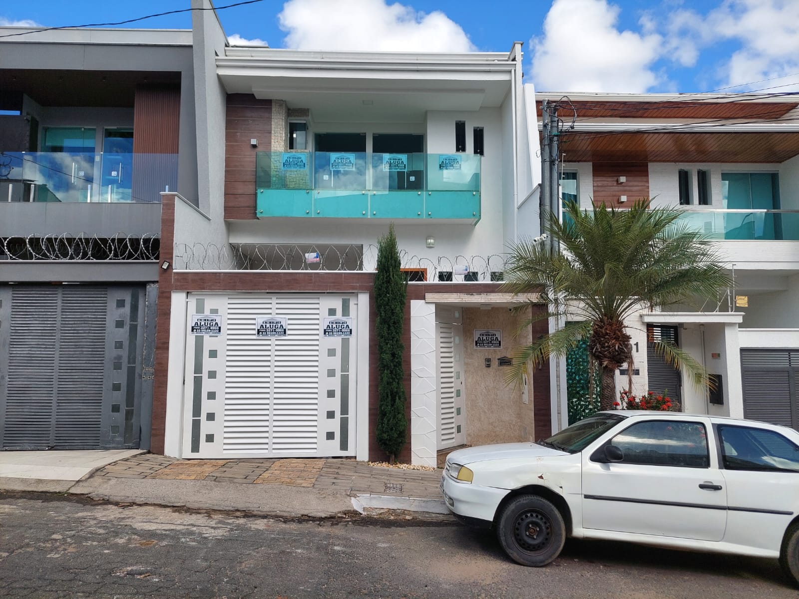 CASA DE ALTO PADRÃO NO BAIRRO LAGOA SANTA