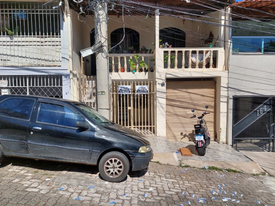 CASA PARA LOCAÇÃO - BAIRRO GRA DUQUESA