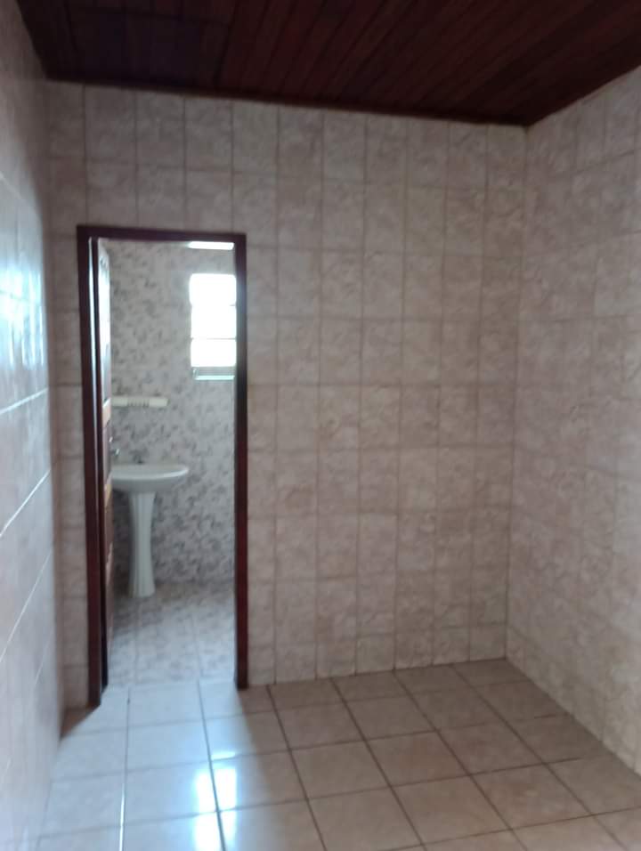 Vende-se casa com dois  quartos, no bairro adelmolândia, Sabará-G
