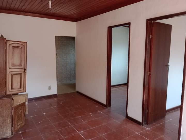 Vende-se casa com dois  quartos, no bairro adelmolândia, Sabará-G
