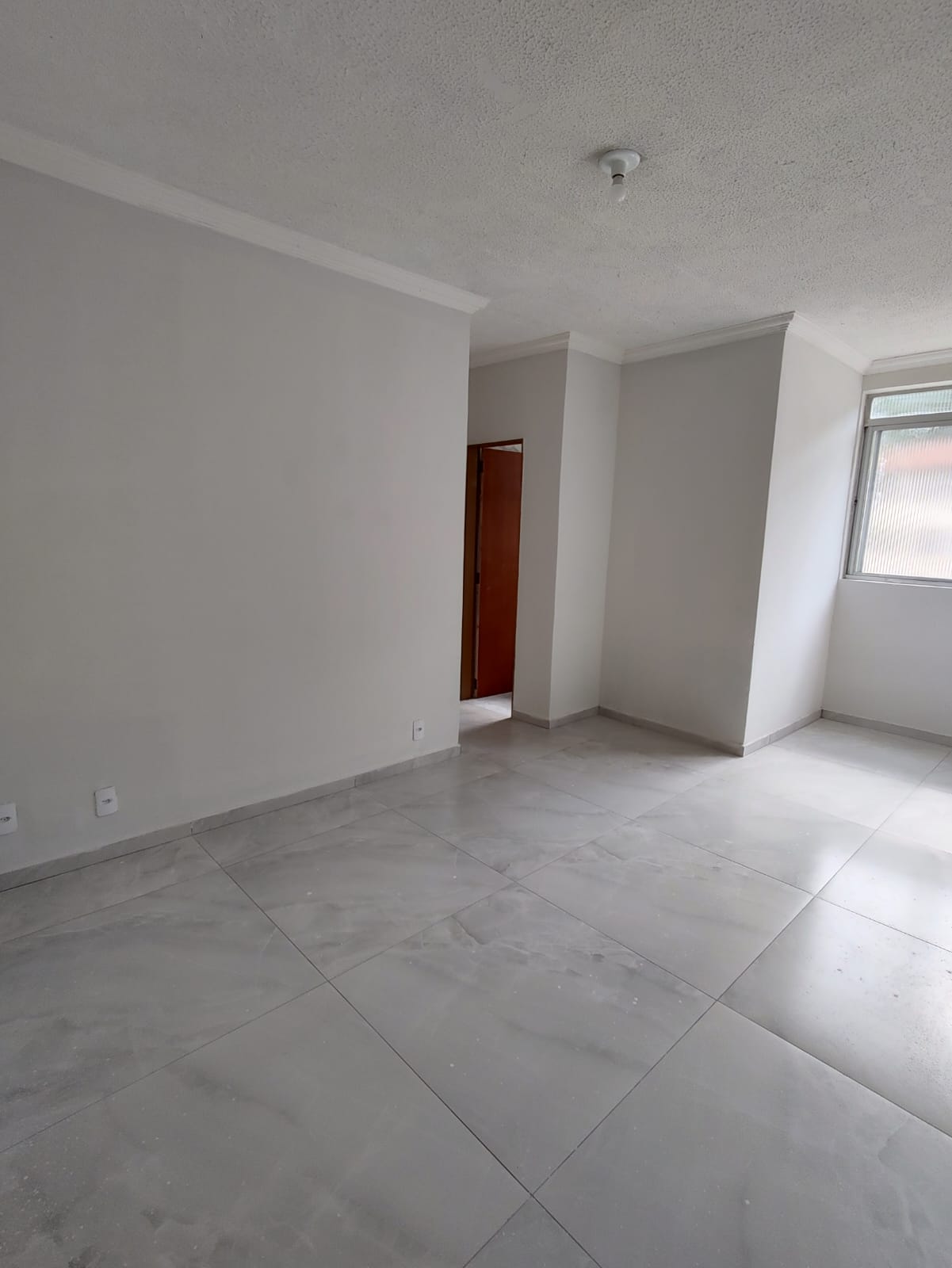 Aluga-se ótimo apartamento com dois quartos, no bairro Morada da Serra, Sabará-MG