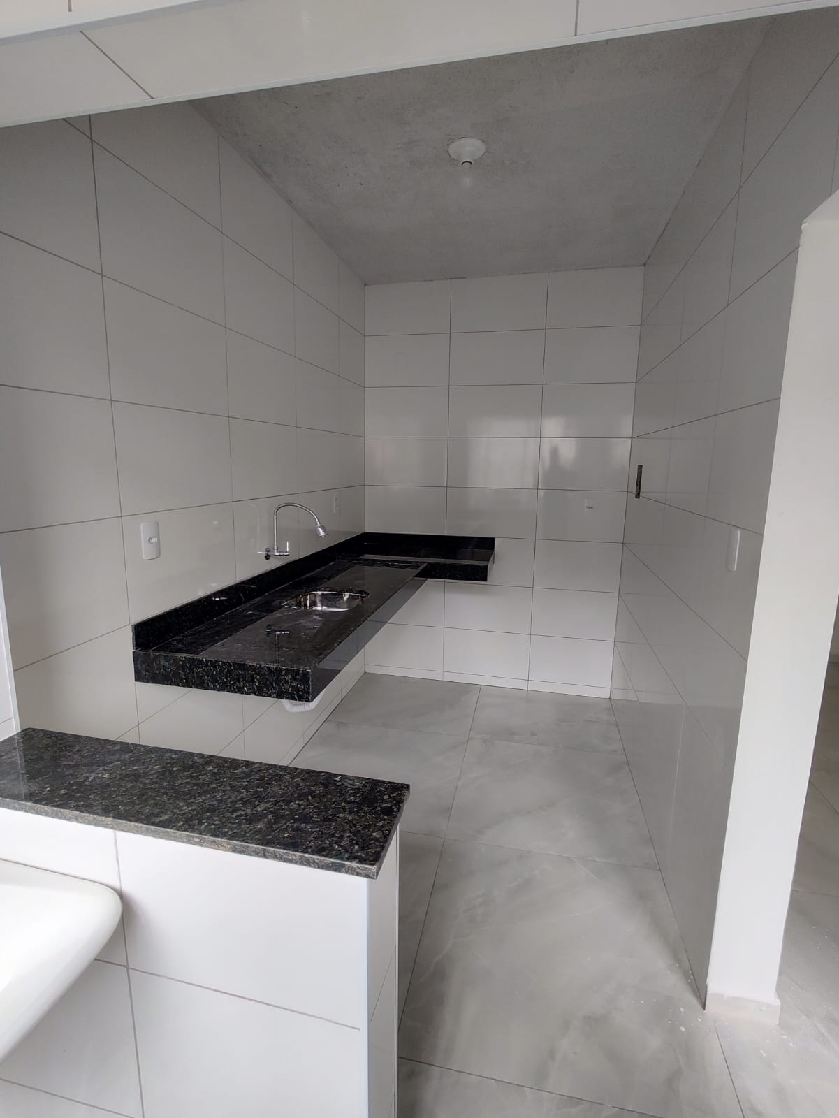 Aluga-se ótimo apartamento com dois quartos, no bairro Morada da Serra, Sabará-MG