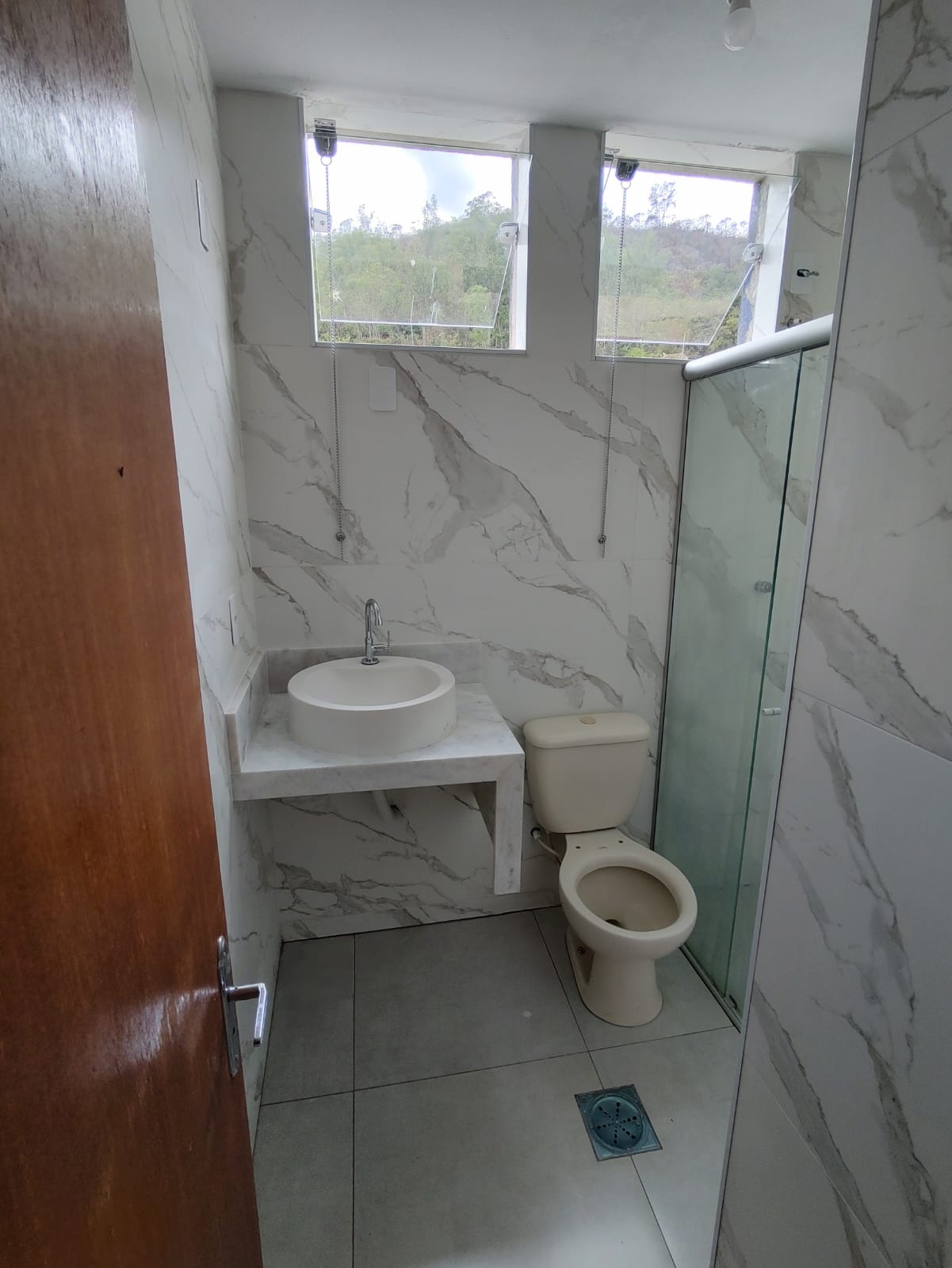 Aluga-se ótimo apartamento com dois quartos, no bairro Morada da Serra, Sabará-MG