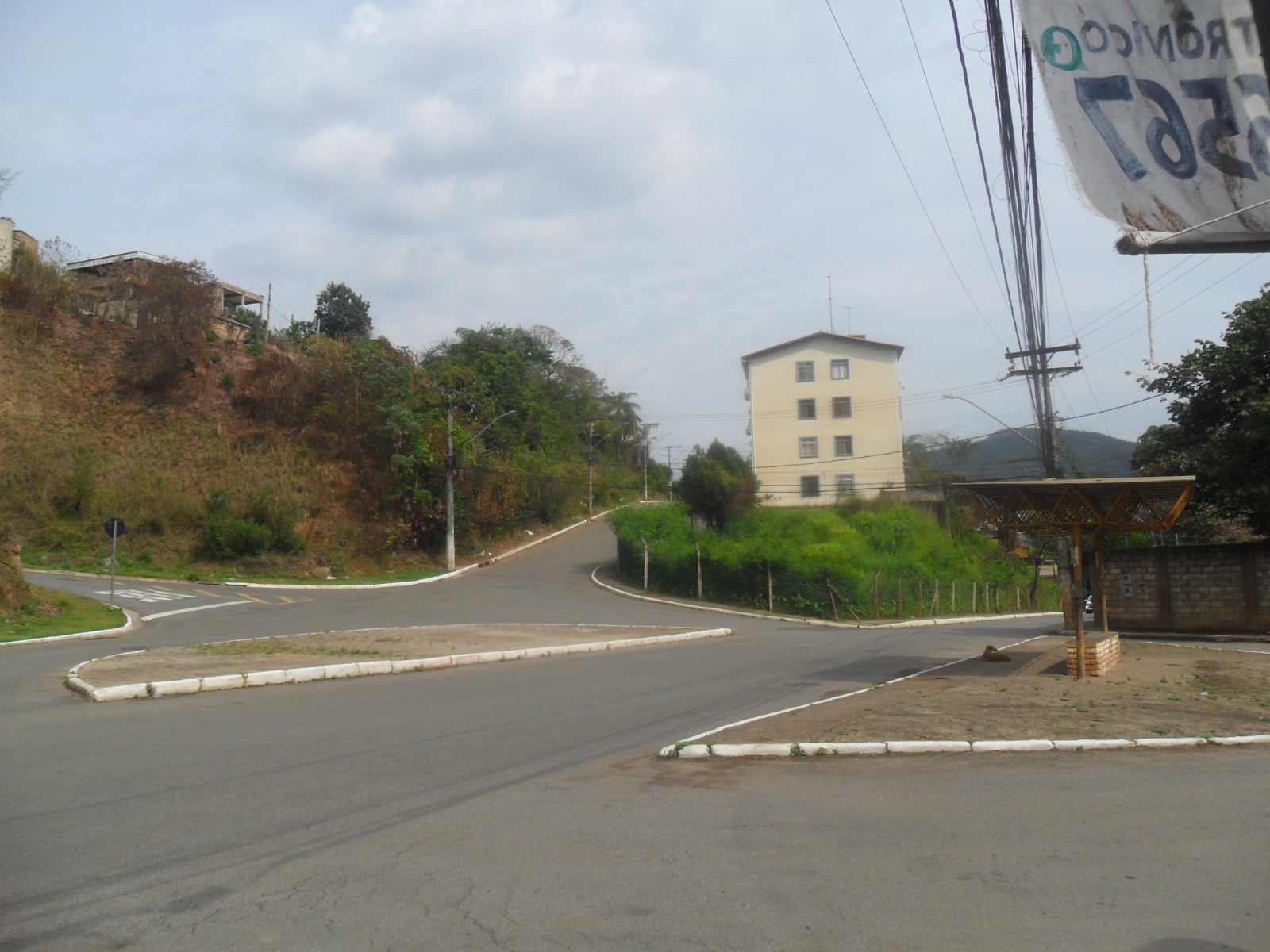 Aluga-se ótimo apartamento com dois quartos, no bairro Morada da Serra, Sabará-MG