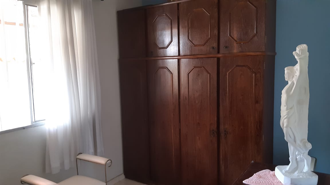 Vende-se excelente apartamento com 03 quartos,  área privativa , 1 vaga de garagem , Conjunto residencial Mangueiras, Sabará-MG.