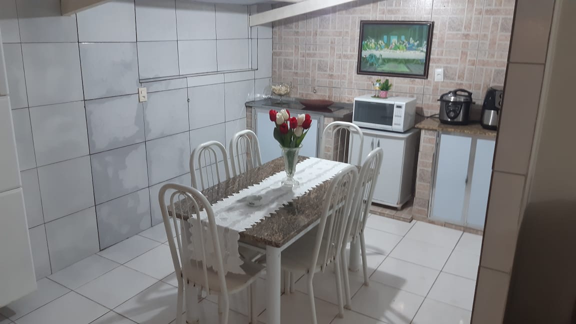 Vende-se excelente apartamento com 03 quartos,  área privativa , 1 vaga de garagem , Conjunto residencial Mangueiras, Sabará-MG.