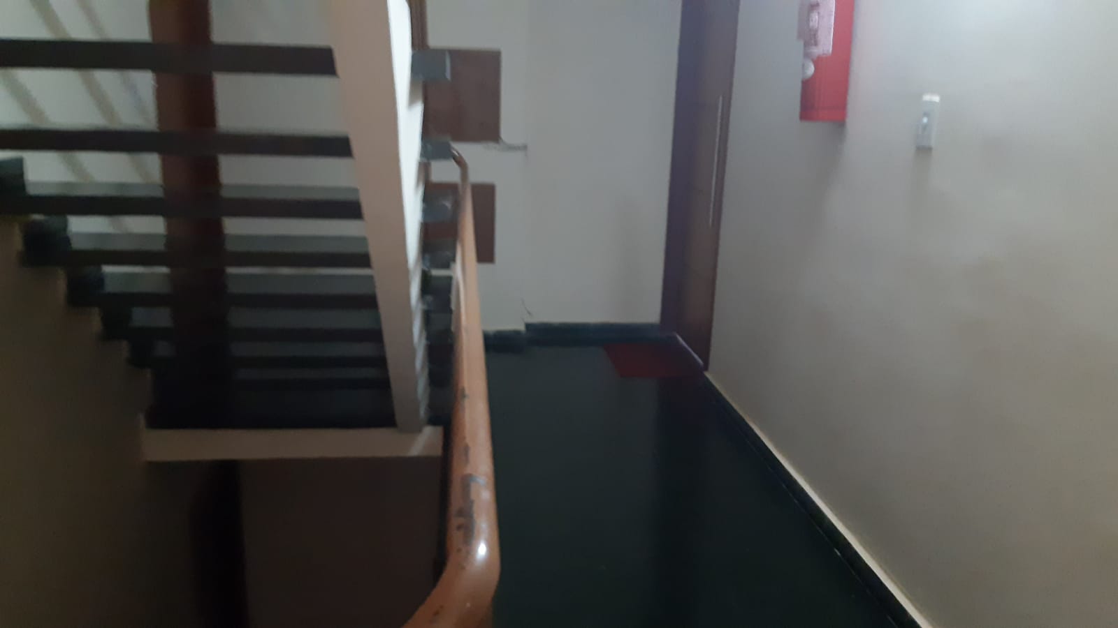 Vende-se excelente apartamento com 02 quartos, vaga de garagem, Condomínio Mangueiras, Sabará-MG