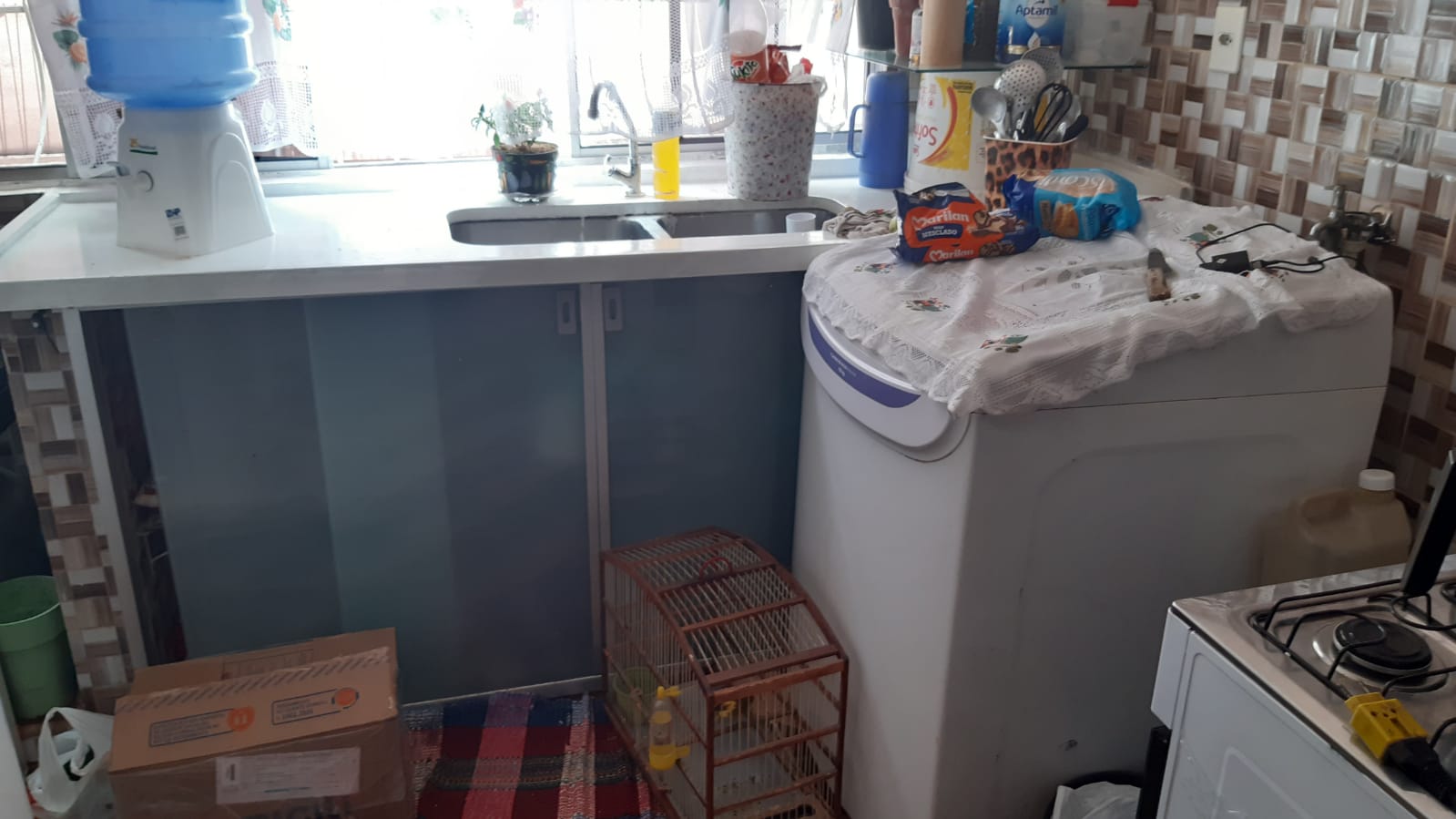 Vende-se excelente apartamento com 02 quartos, vaga de garagem, Condomínio Mangueiras, Sabará-MG