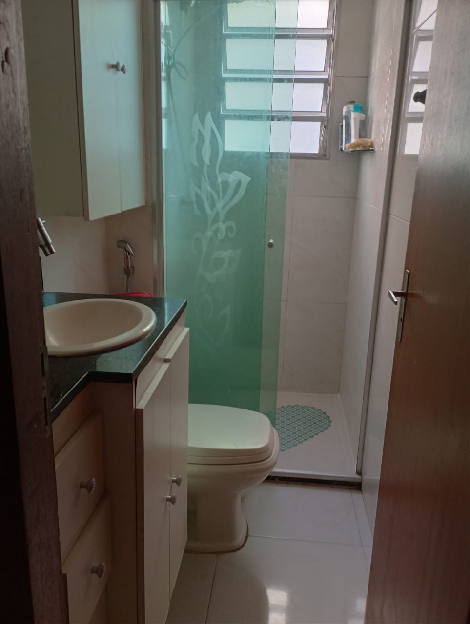 Vende-se excelente apartamento com 03 quartos 1 vaga de garagem , Conjunto residencial Mangueiras, Sabará-MG