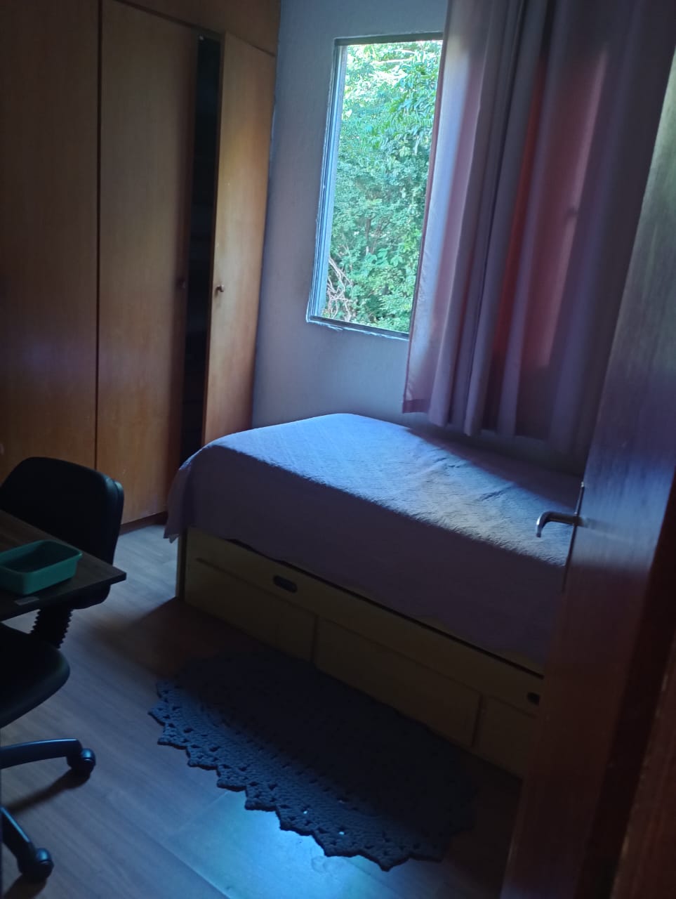 Vende-se excelente apartamento com 03 quartos 1 vaga de garagem , Conjunto residencial Mangueiras, Sabará-MG