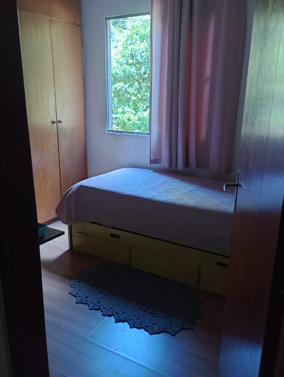 Vende-se excelente apartamento com 03 quartos 1 vaga de garagem , Conjunto residencial Mangueiras, Sabará-MG